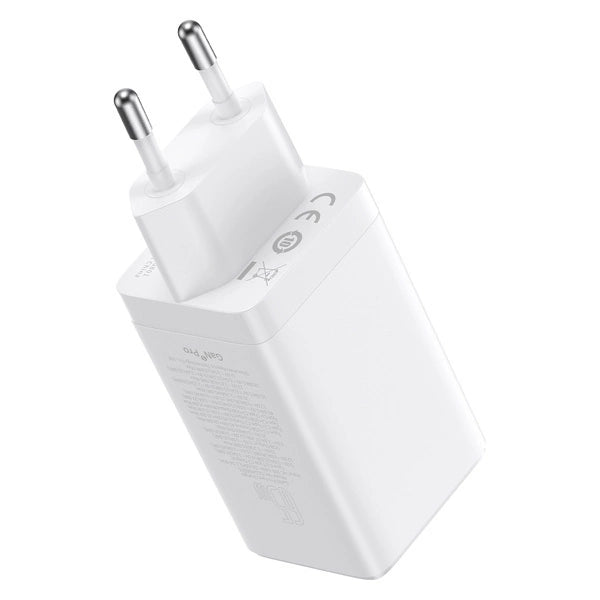 Szybka ładowarka sieciowa GaN 2xUSB C 1xUSB 65W Baseus GaN5 Pro + kabel USB C - USB C 100W - biała